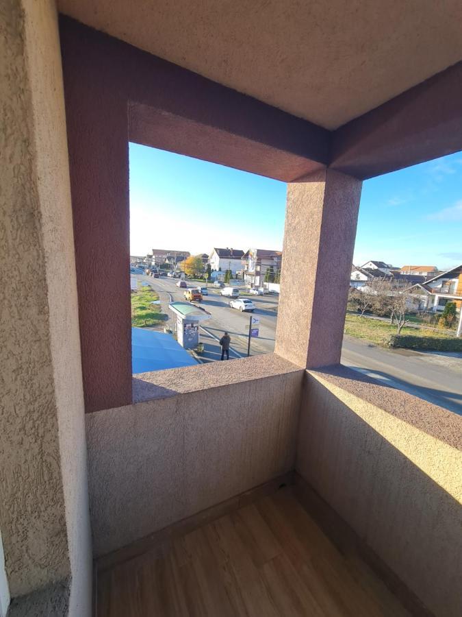 Airport Molko Apartments Surčin エクステリア 写真