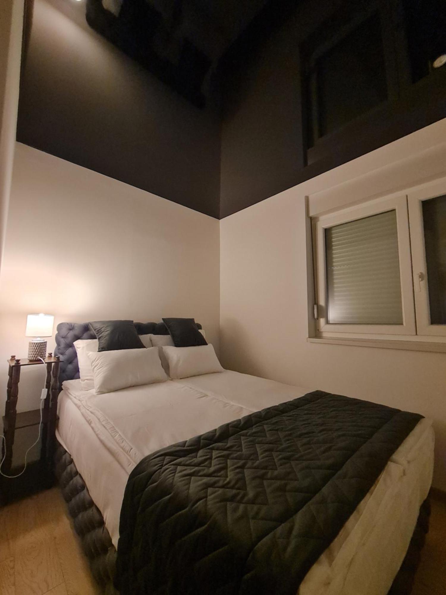 Airport Molko Apartments Surčin エクステリア 写真