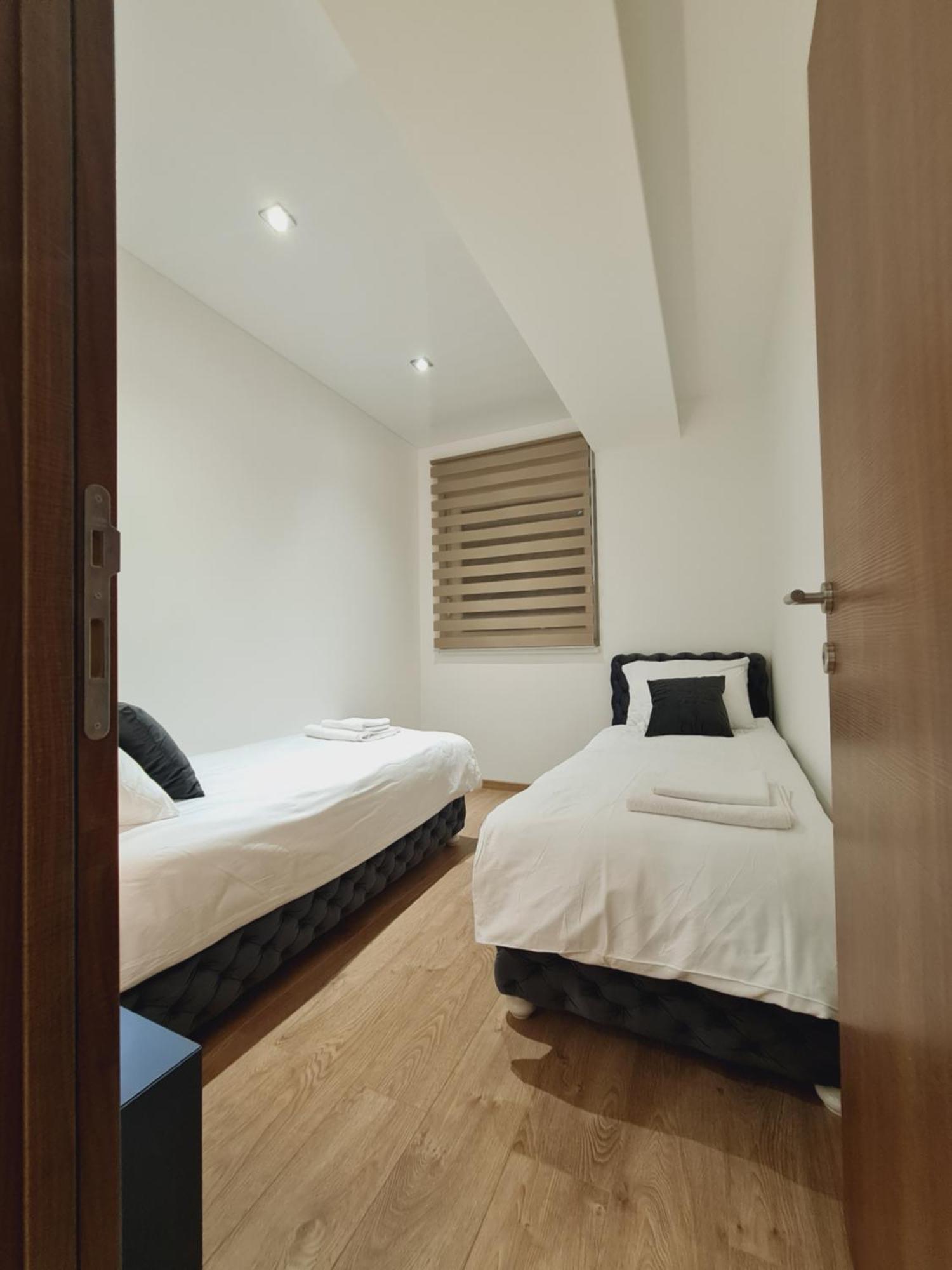 Airport Molko Apartments Surčin エクステリア 写真